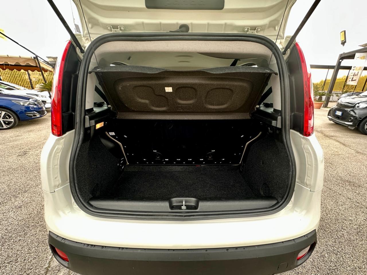 FIAT Panda 0.9 TwinAir Turbo Dualogic S&S Lounge