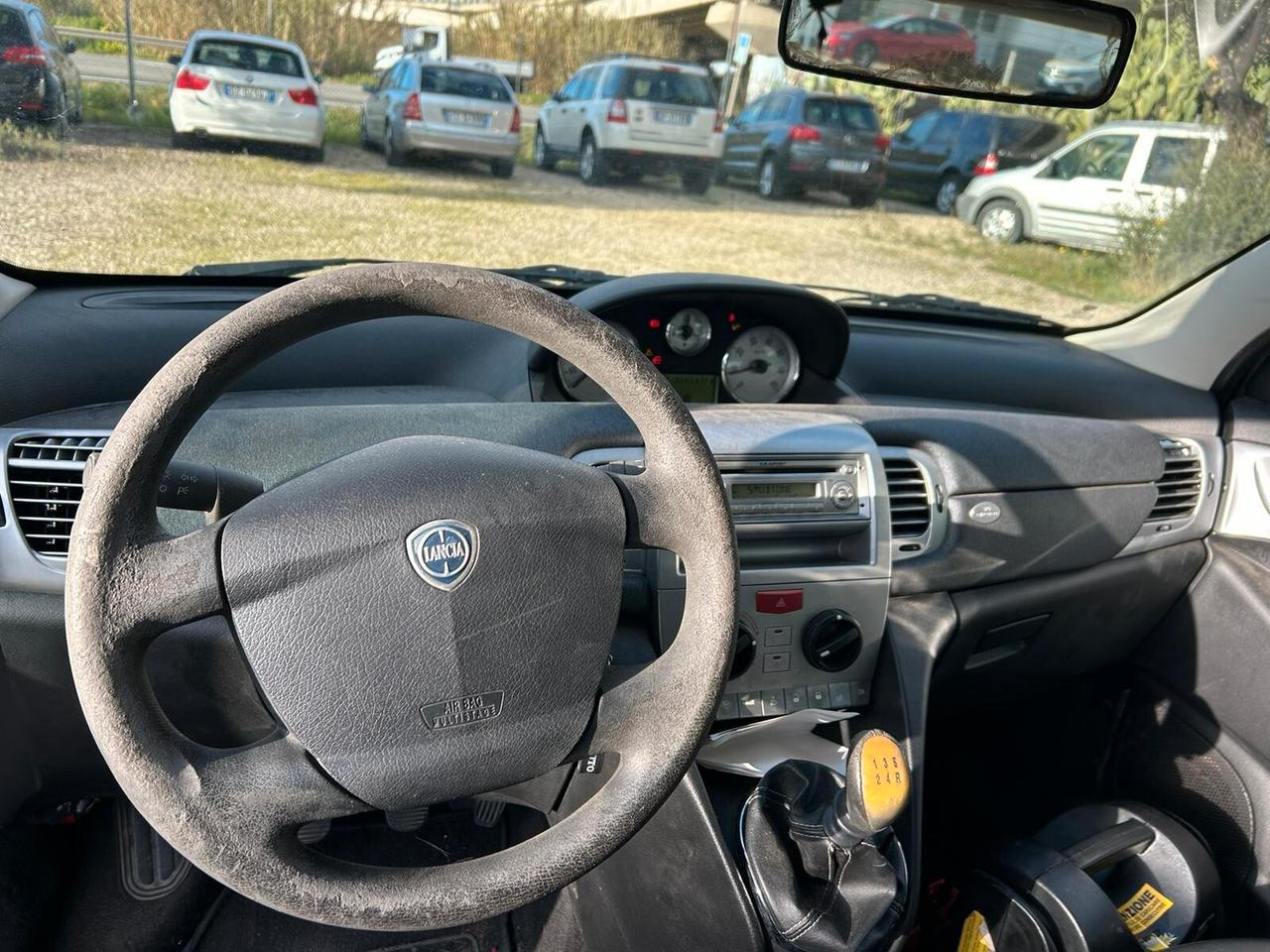 Lancia Ypsilon 1.2 69 CV Diva