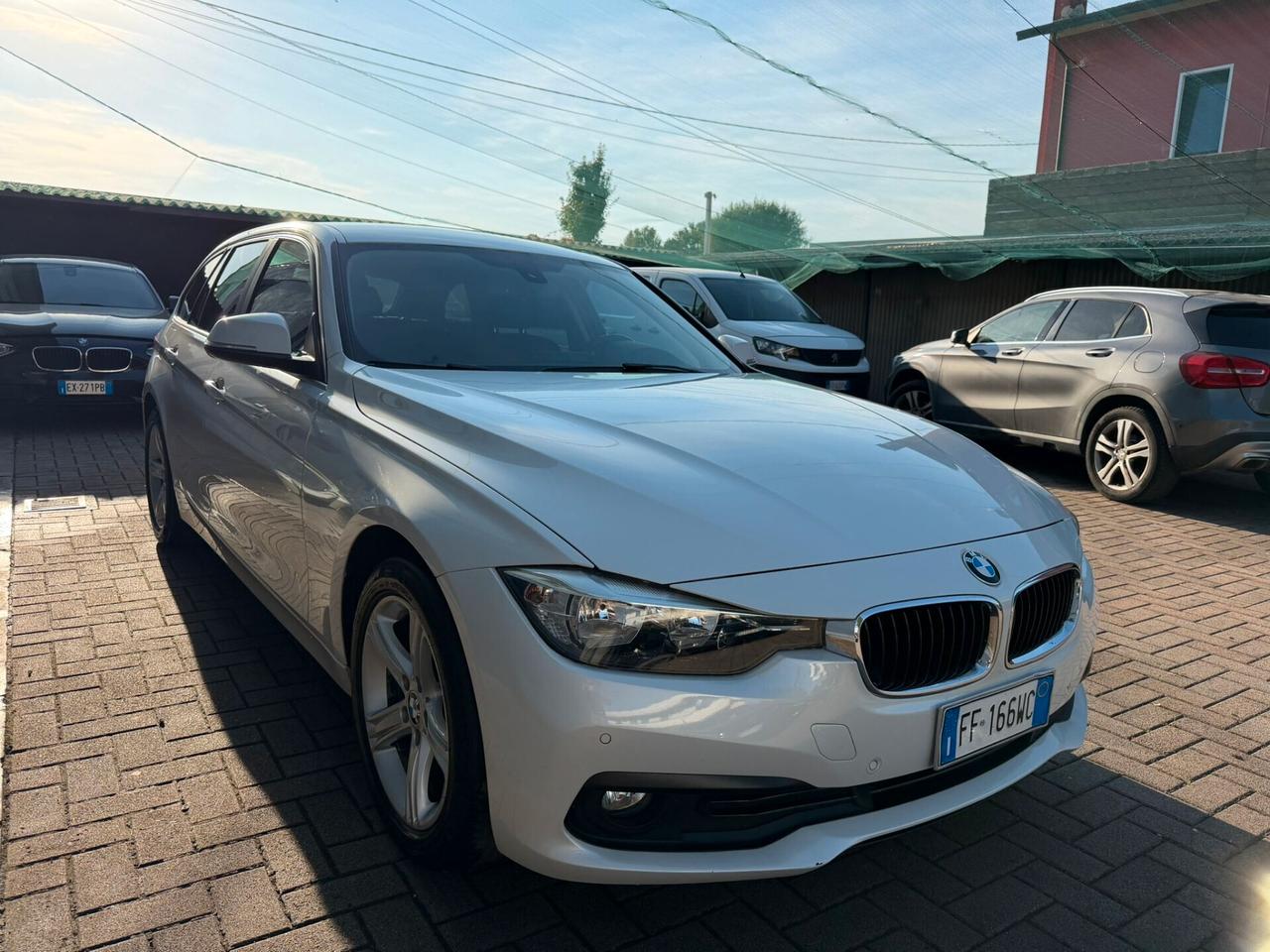 Bmw 318 318d xDrive Touring Sport