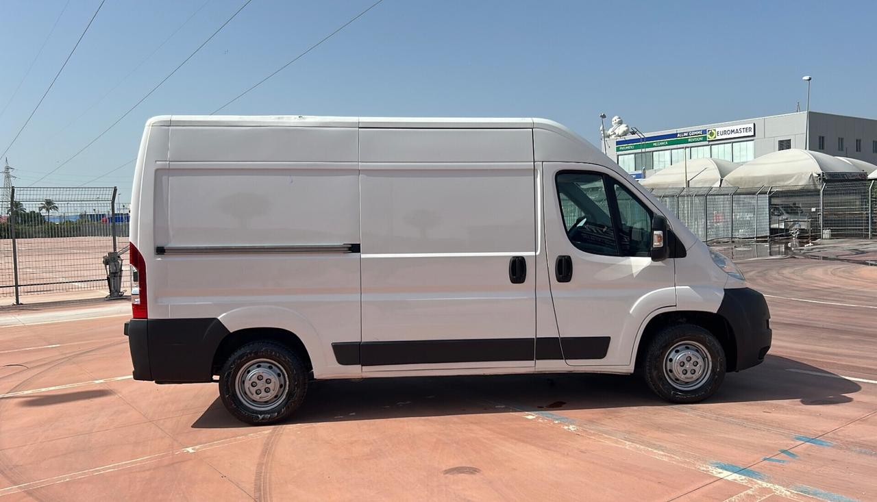 PEUGEOT BOXER 2.2 DIESEL 120CV 2011 N UOVO