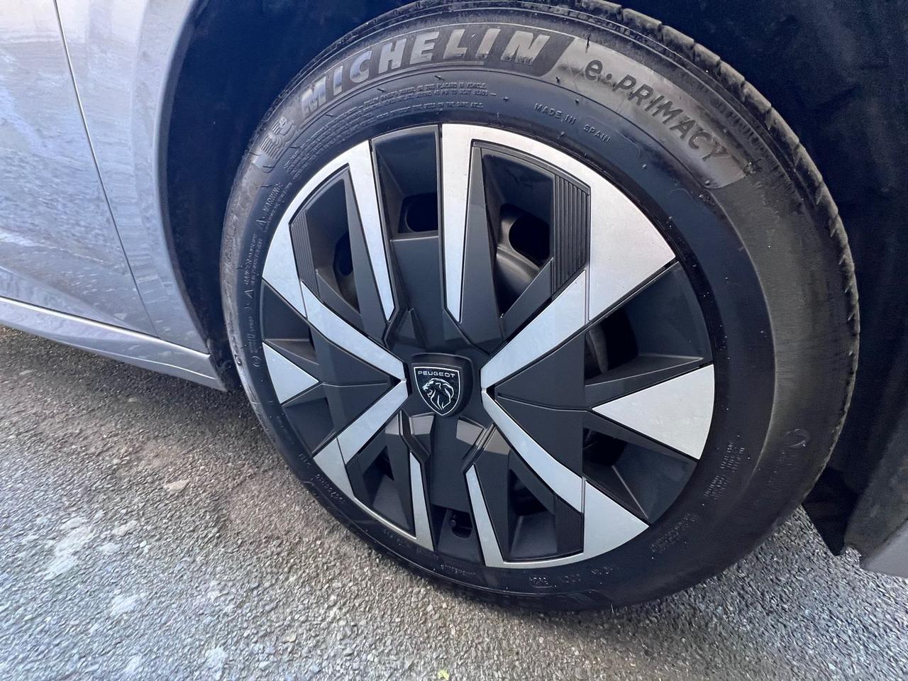 Peugeot 208 1.2 PureTech 75 Style #10280