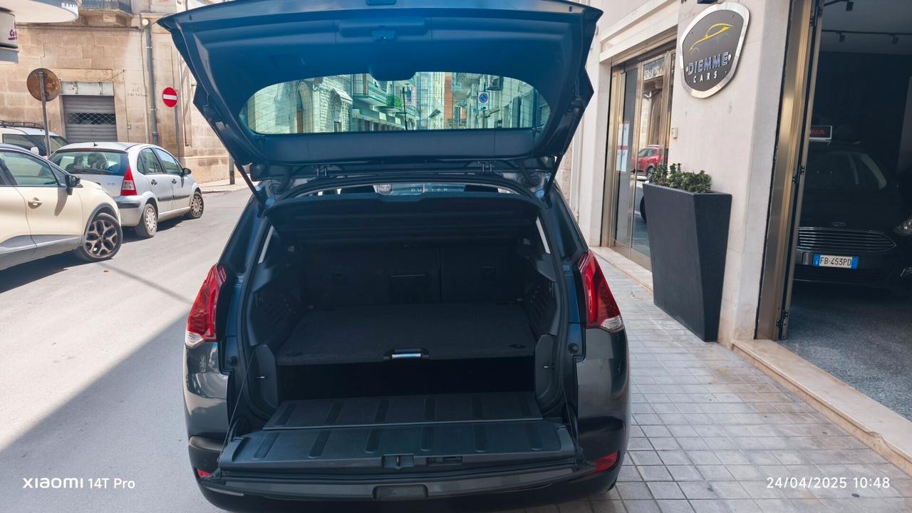 Peugeot 3008 1.6 HDi 115CV/Navi/Active 2015