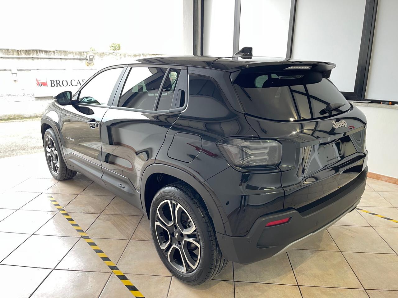 Jeep Avenger 1.2 Turbo 100 CV Summit NO VINCOLO DI FINANZIAMENTO