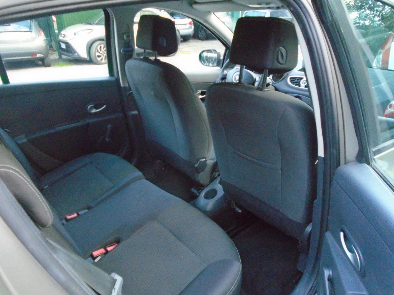 Renault Clio 1.2 16v Dynamique 5p