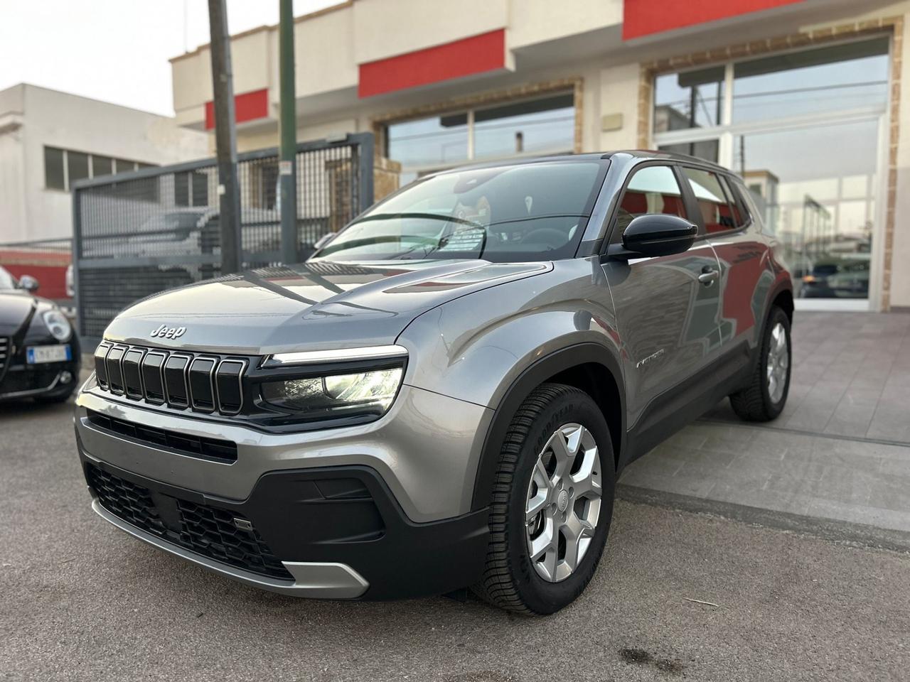 Jeep Avenger 1.2 Turbo 100 CV Altitude-2024 LED/17"/NAVI