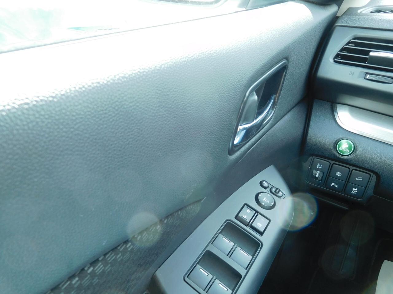Honda CR-V 1.6 i-DTEC Elegance + Navi AT 4WD