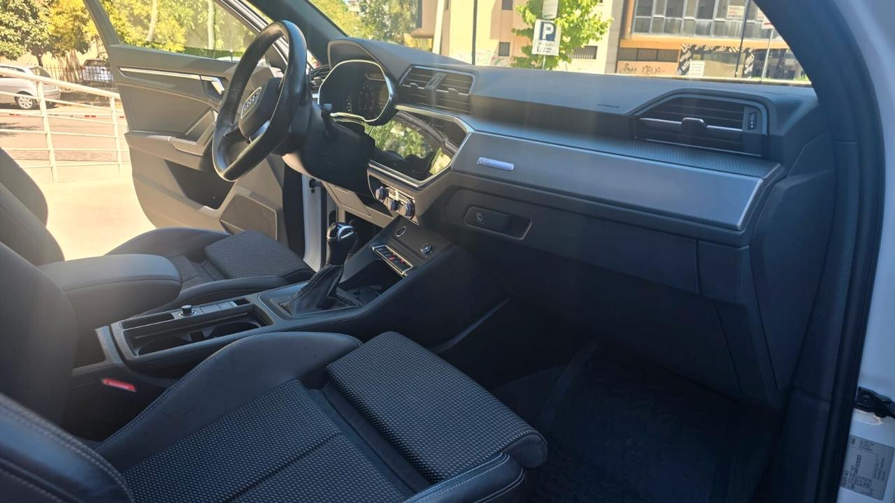 AUDI Q3 SPB 1.5 TFSI 150CV S-Line – Anno 2023 – Solo 31.000 km