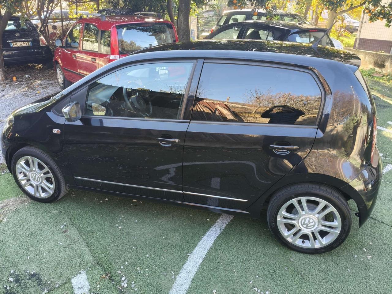 VOLKSWAGEN UP 1000 A METANO 5P FULL OPTIONAL