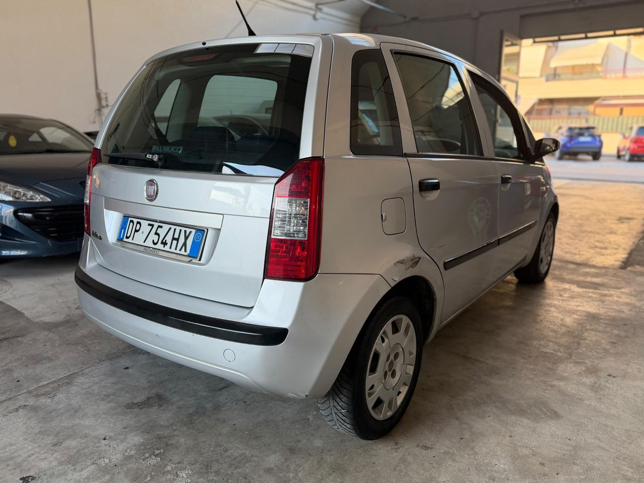 Fiat Idea 1.2 16V BlackLabel