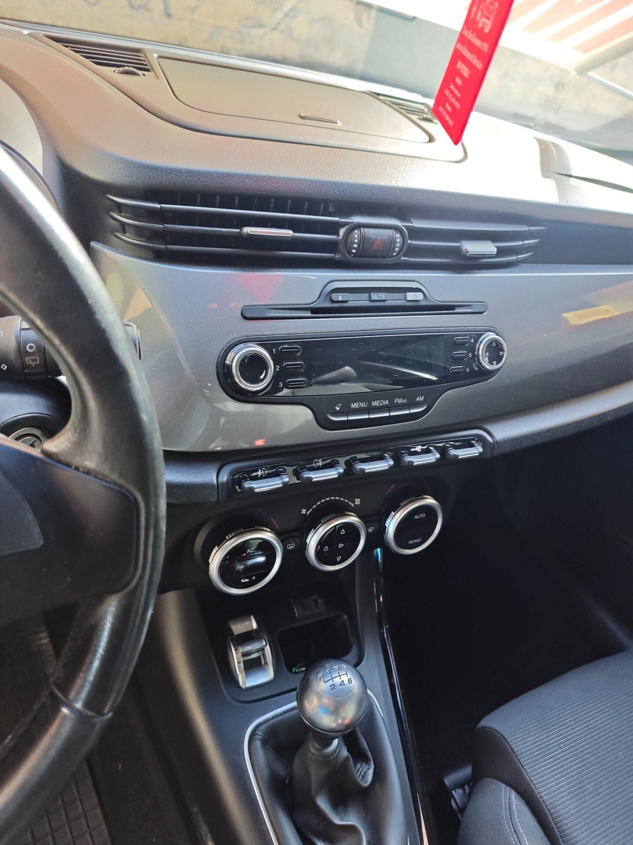 Alfa Romeo Giulietta 1.4 Turbo 120 CV GPL Progress