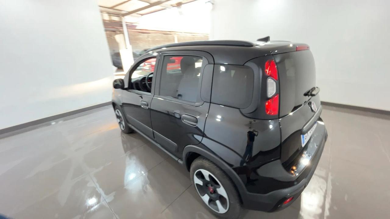 Fiat Panda Cross 1.0 FireFly S&S Hybrid