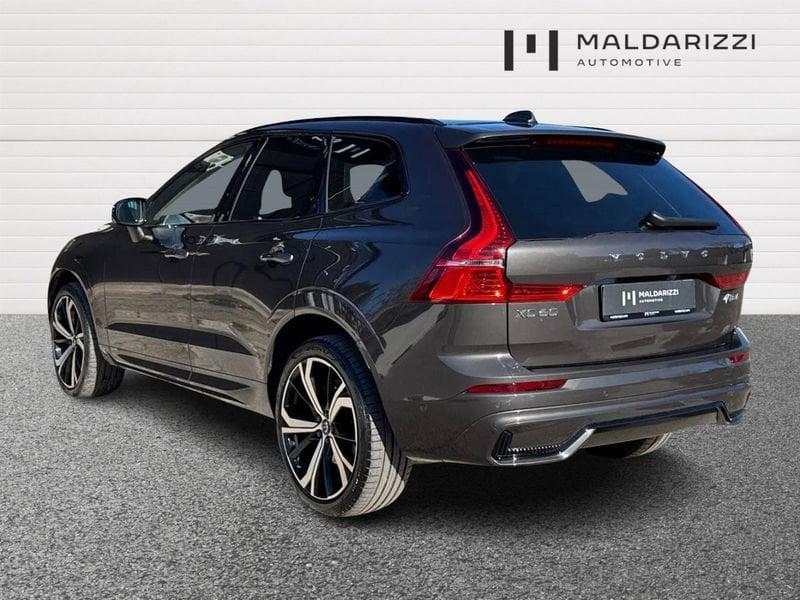 Volvo XC60 II 2022 2.0 b4 Ultimate Dark awd auto