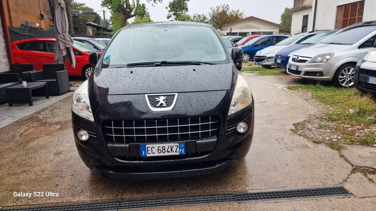 Peugeot 3008 1.6 HDi 110CV cambio robotizzato Premium