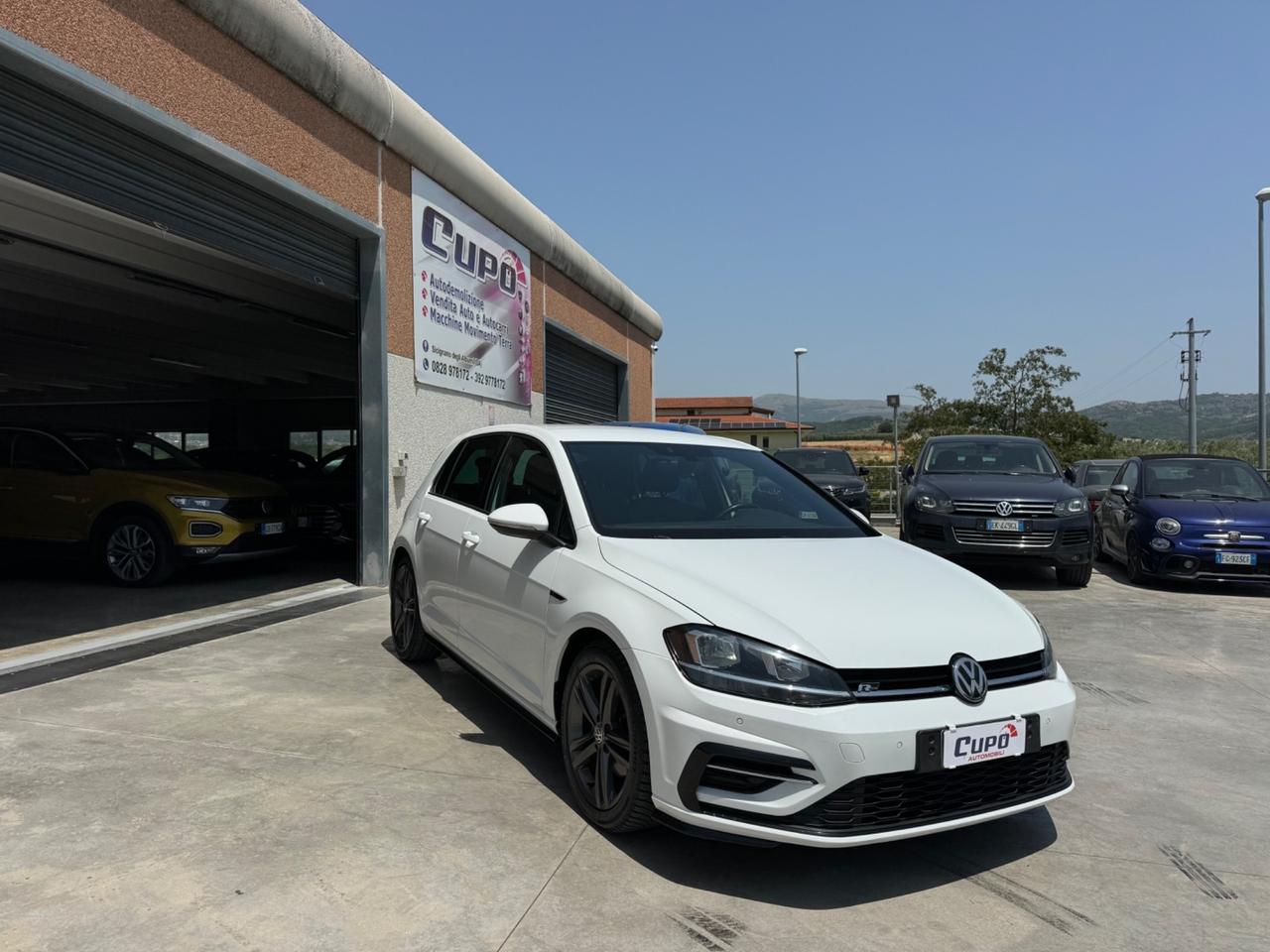 Volkswagen Golf 2.0 TDI 150cv DSG 5p. R-Line