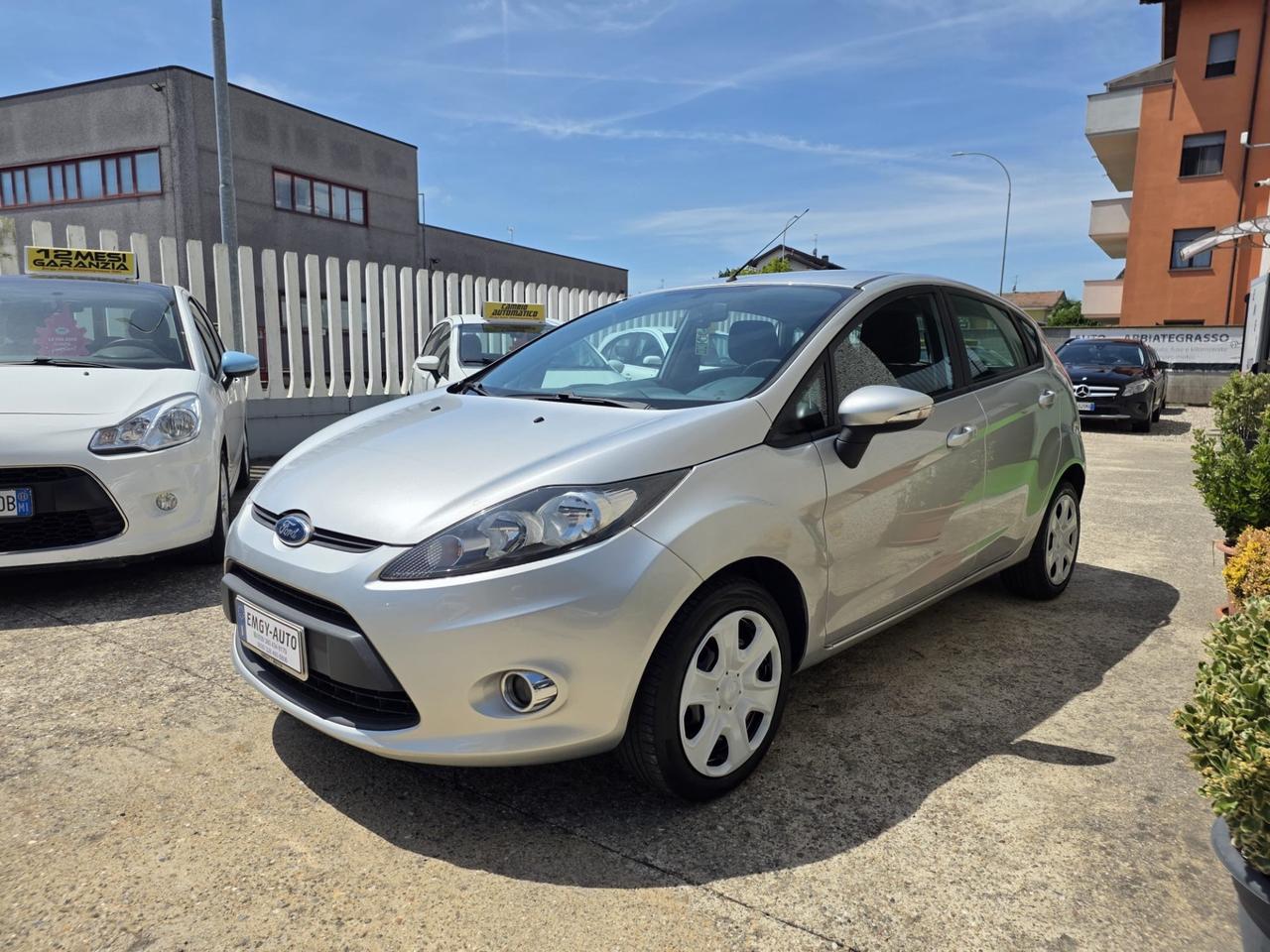 Ford Fiesta 1.2 60CV 5 p. 141000km.
