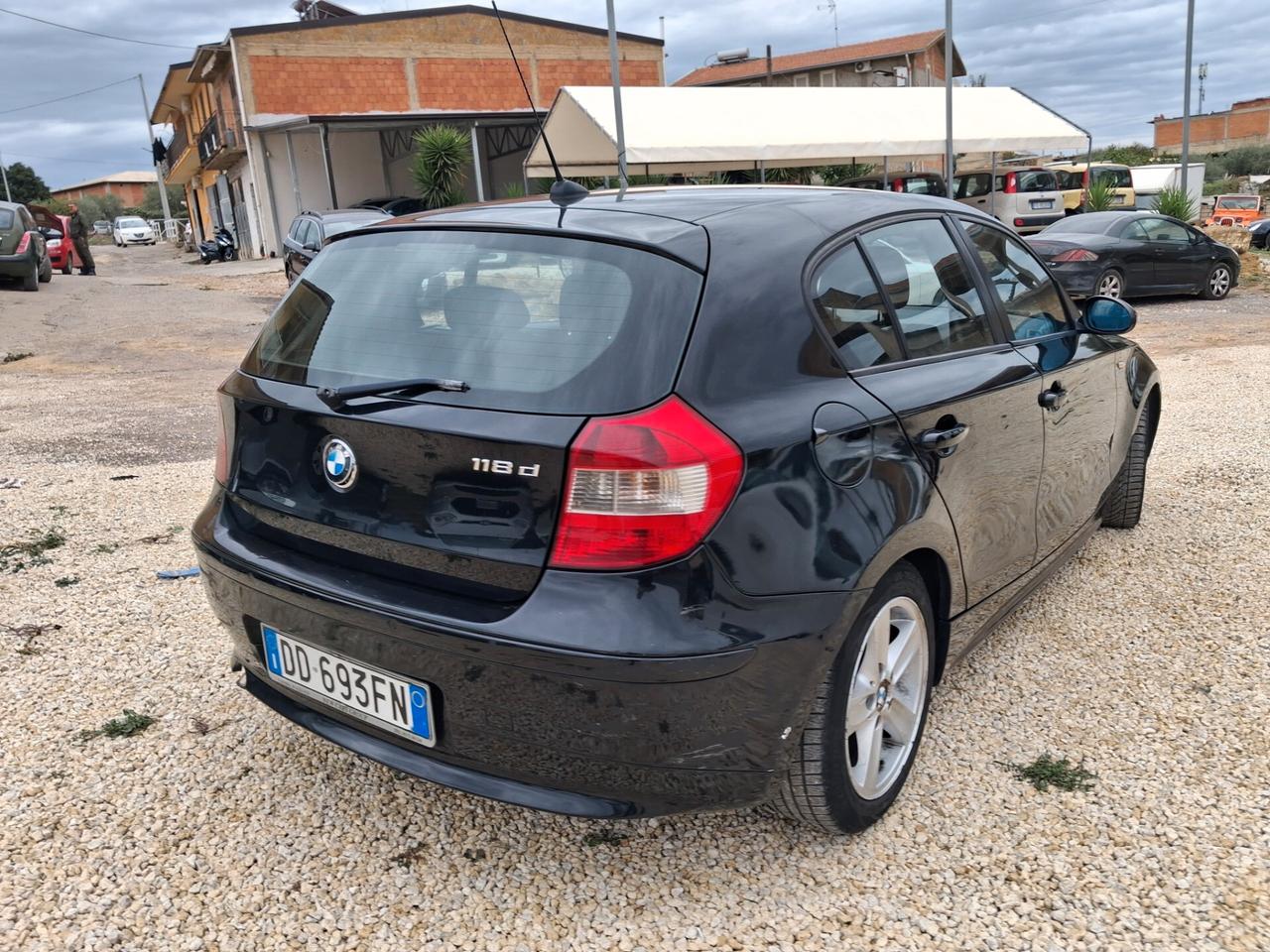 Bmw 118 118d cat 5 porte Attiva