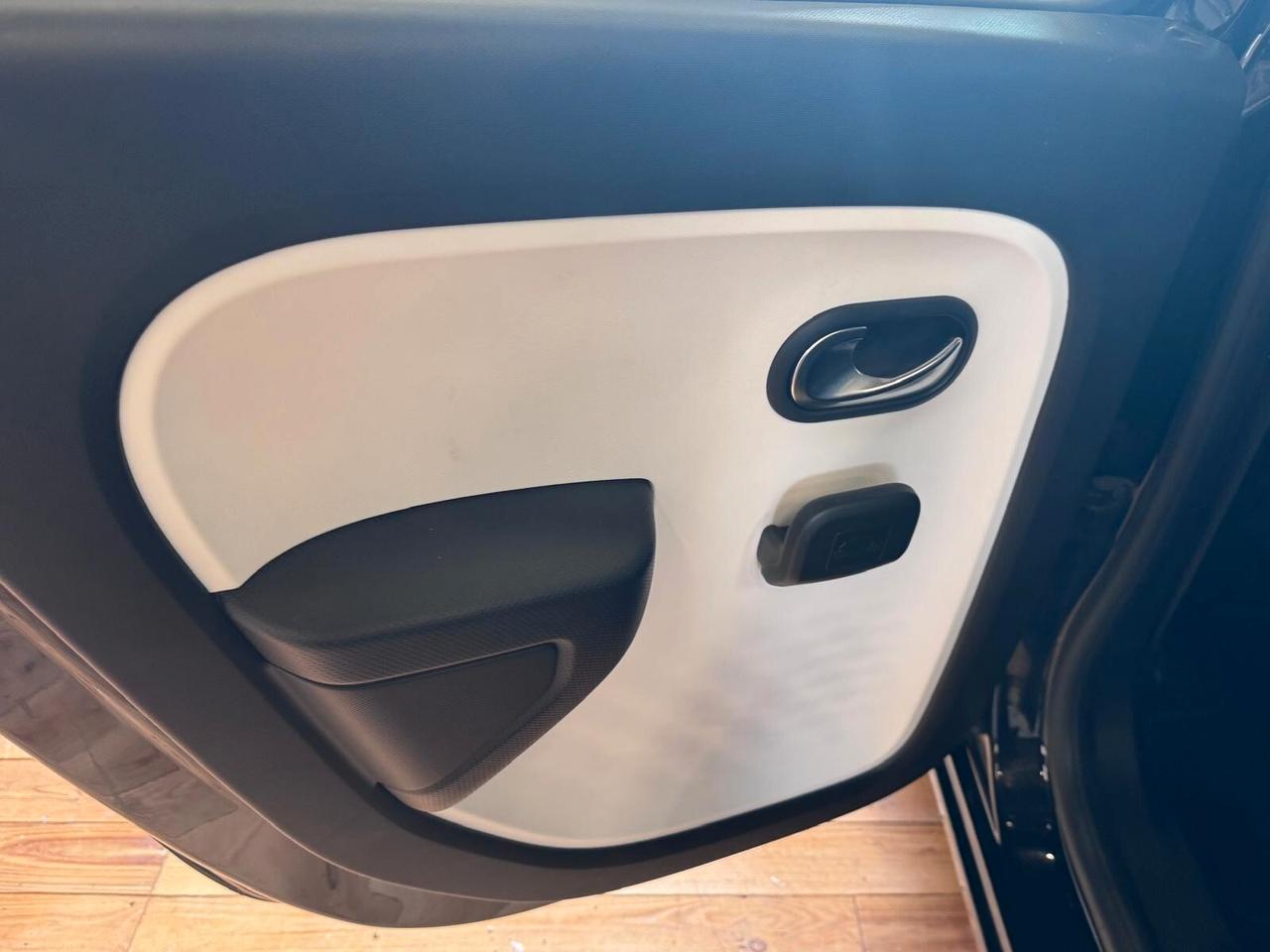 Renault Twingo 1.0 69CV LIMITED,LED, NEOPATENTATI,UNIPRO,GARANZIA