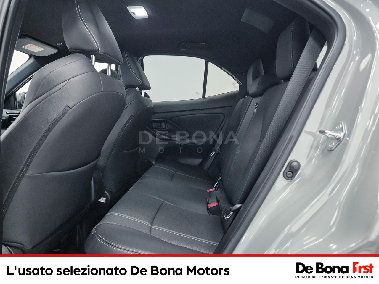 Toyota Yaris cross 1.5h premiere awd-i 130cv e-cvt