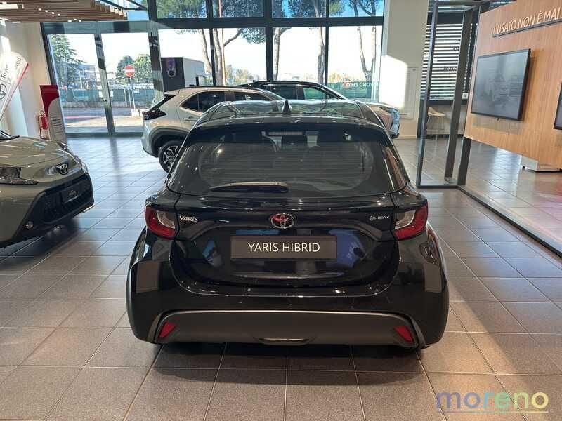 Toyota Yaris 1.5 hybrid Active