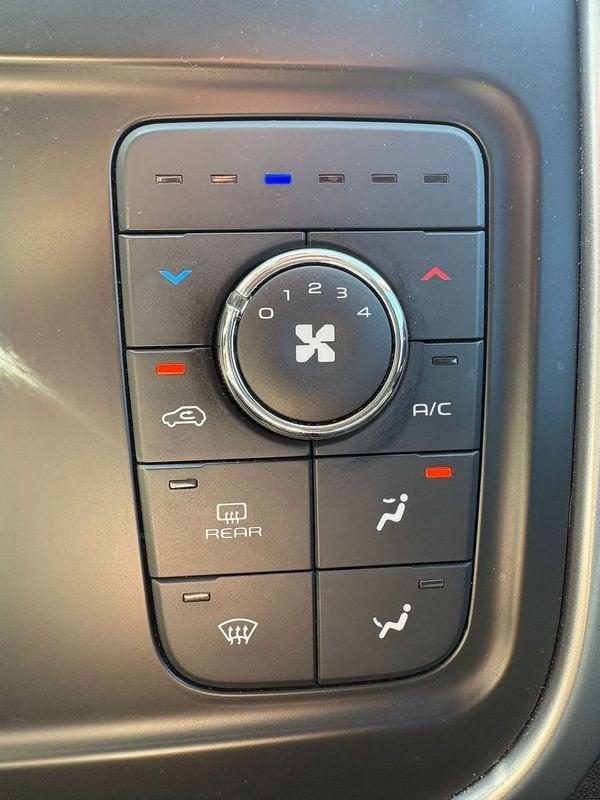Mahindra KUV100 1.2 VVT K8