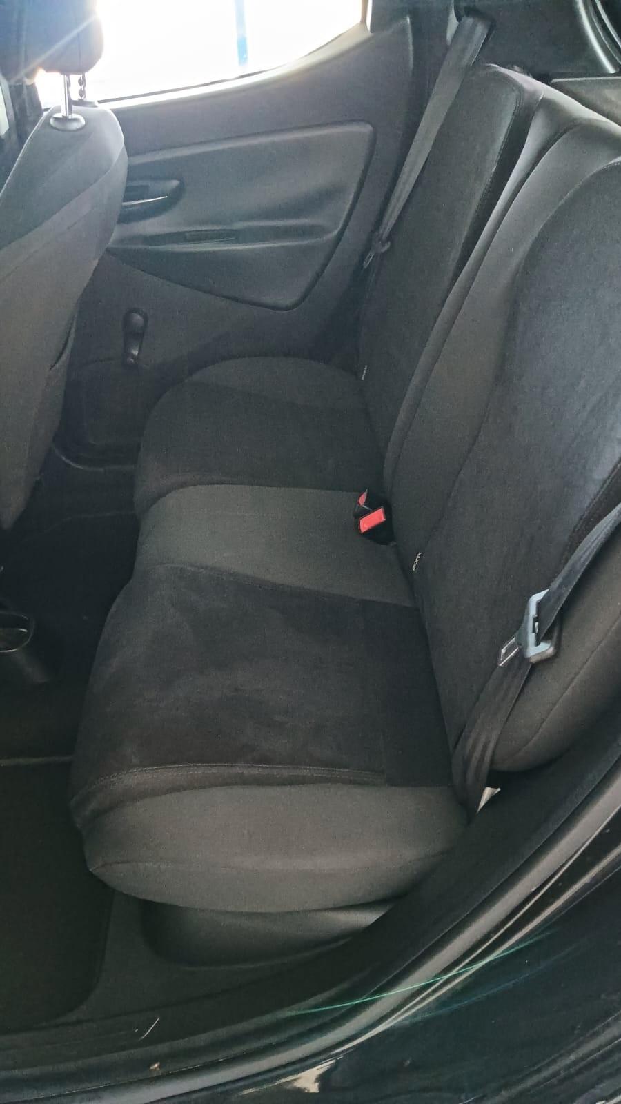 Lancia Ypsilon 1.2 69 CV 5 porte Platinum
