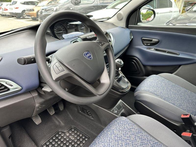 Lancia Ypsilon 1.0 FireFly 5 porte S&S Hybrid Gold KM0
