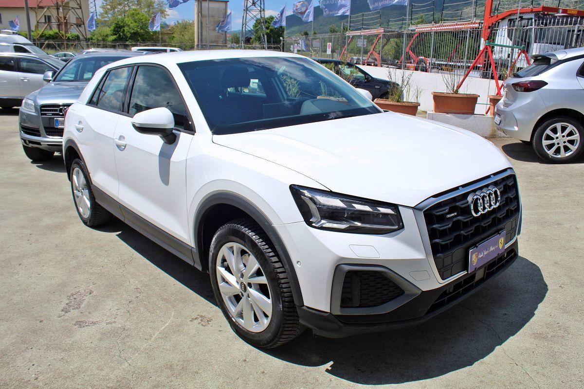 AUDI - Q2 - 35 TDI quattro S tronic Business