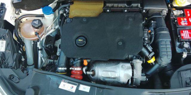 PEUGEOT 2008 1° serie BlueHDi 120 EAT6 S&S Allure