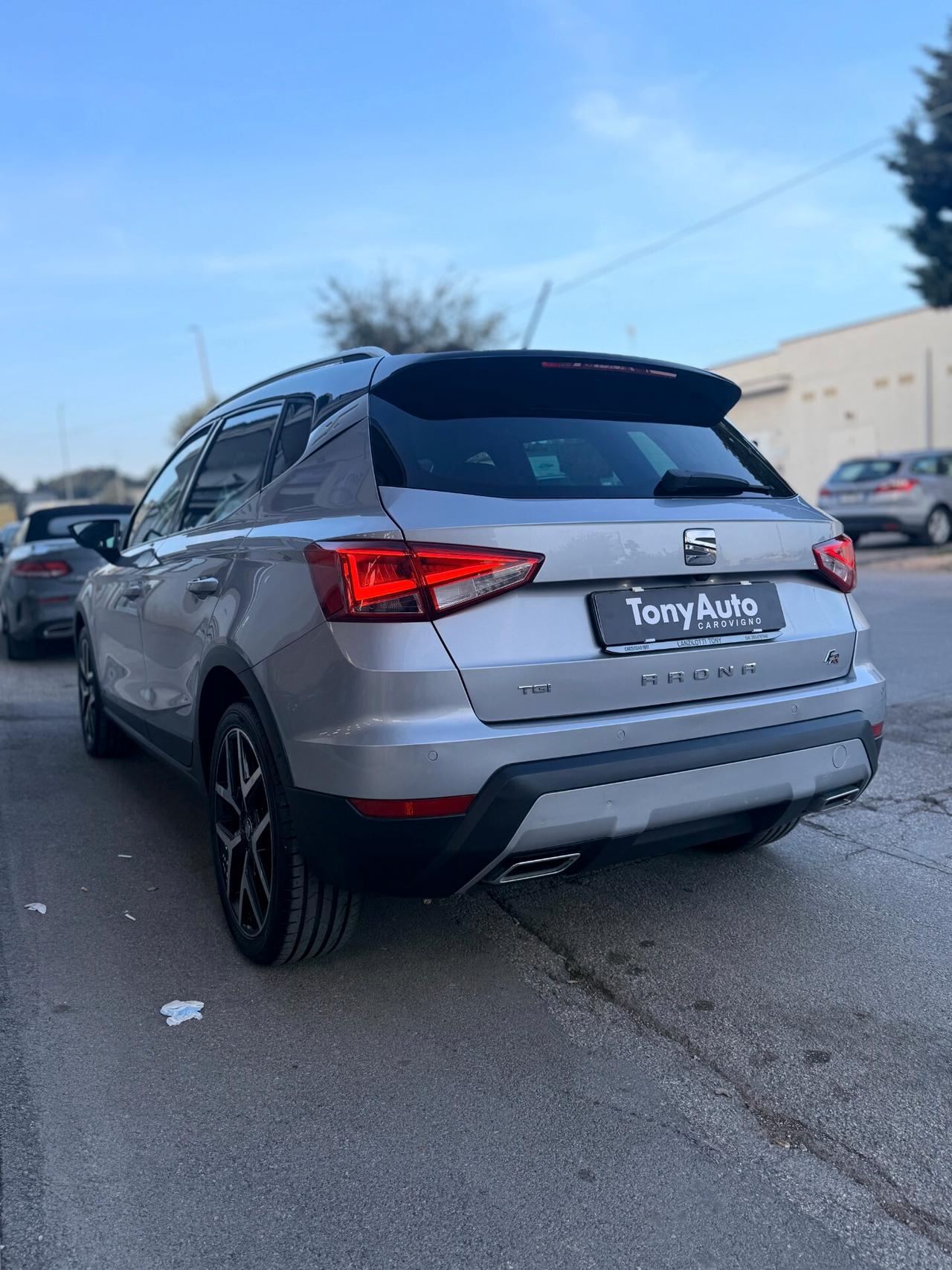 Seat Arona 1.0 TGI FR BENZINA/METANO DI SERIE, CON APPLE CARPLAY,ANDROID AUTO,TELECAMERA,NAVI,FULL LED