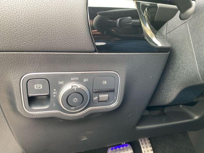 Mercedes-Benz GLA 200 d Premium auto