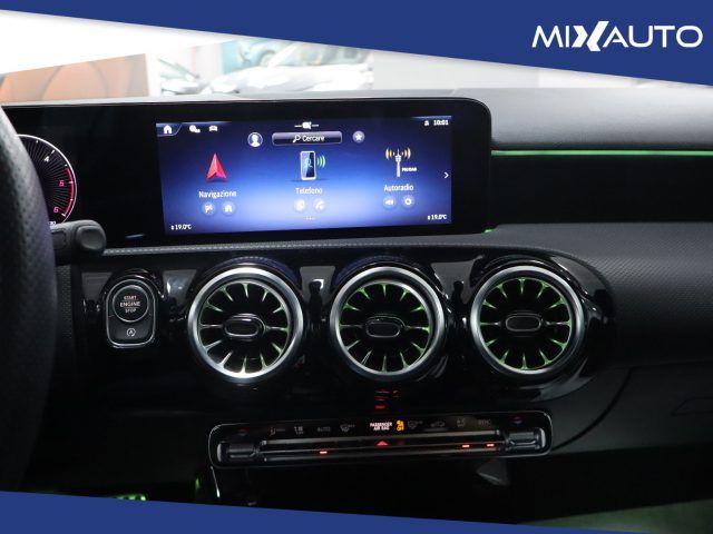 MERCEDES-BENZ A 180 D Automatic Premium AMG Line