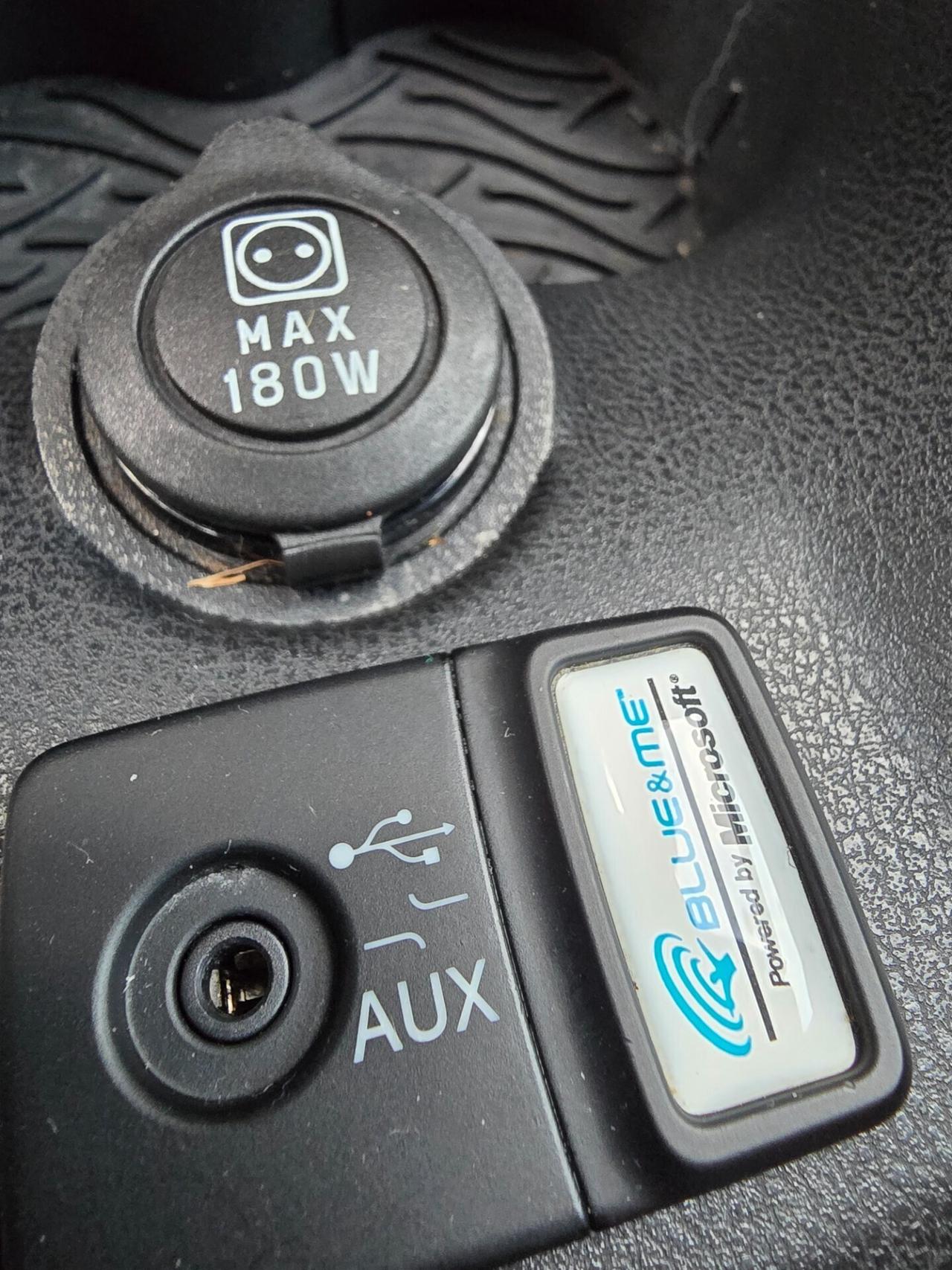 Lancia Ypsilon 1.3 MJT 16V 95 CV 5 porte S&S Elefa