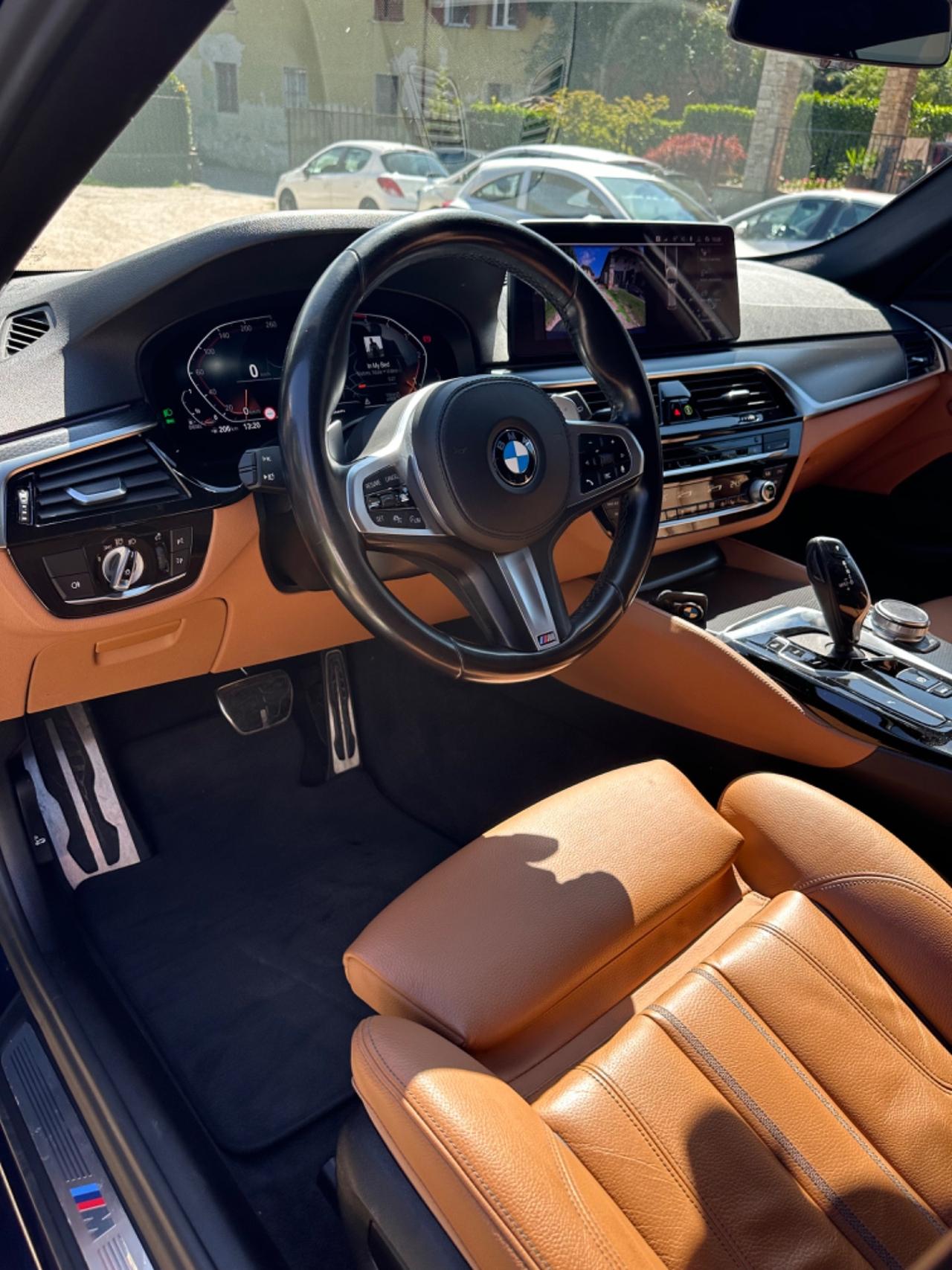 Bmw 520d MSPORT 48V TOURING KMCERT GARANZ UNICOPR