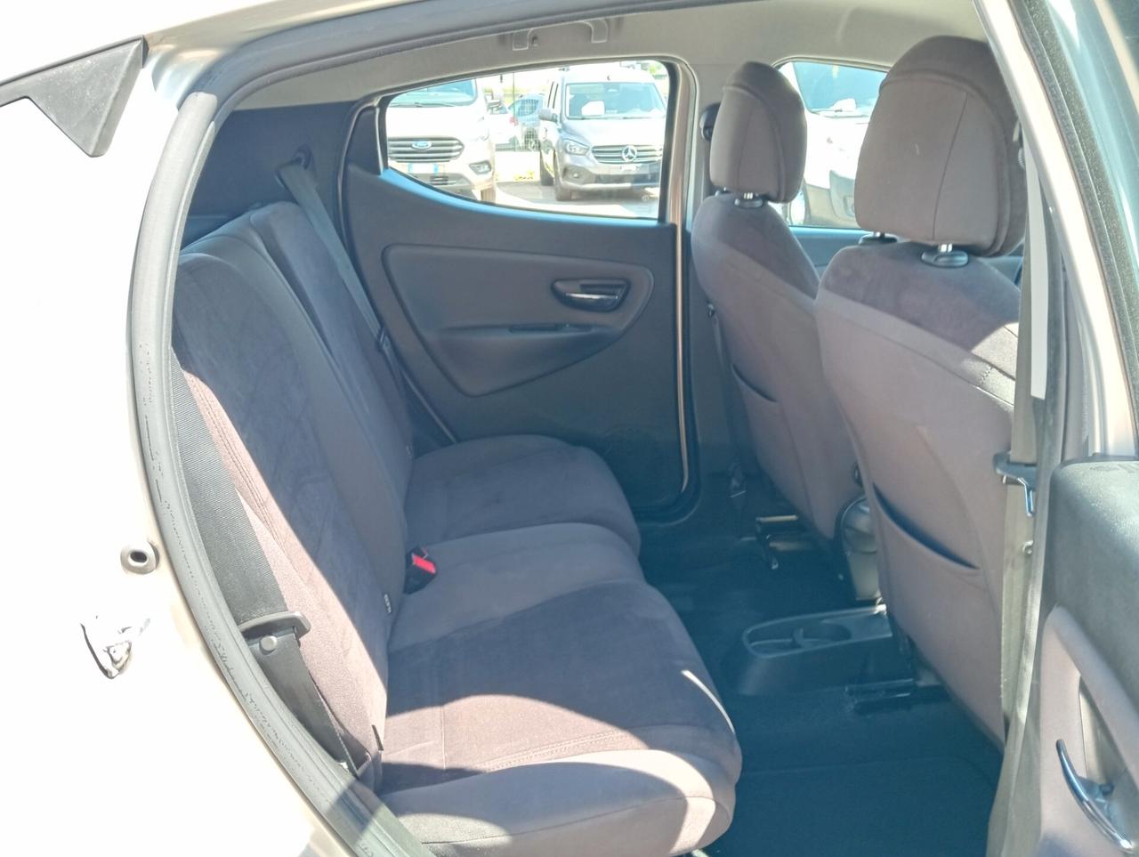 Lancia Ypsilon 0.9 85cv 5p. Gold OK NEOPATENTATI