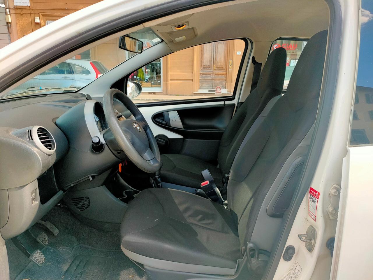 Toyota Aygo 1.0 12V VVT-i 5 porte Active