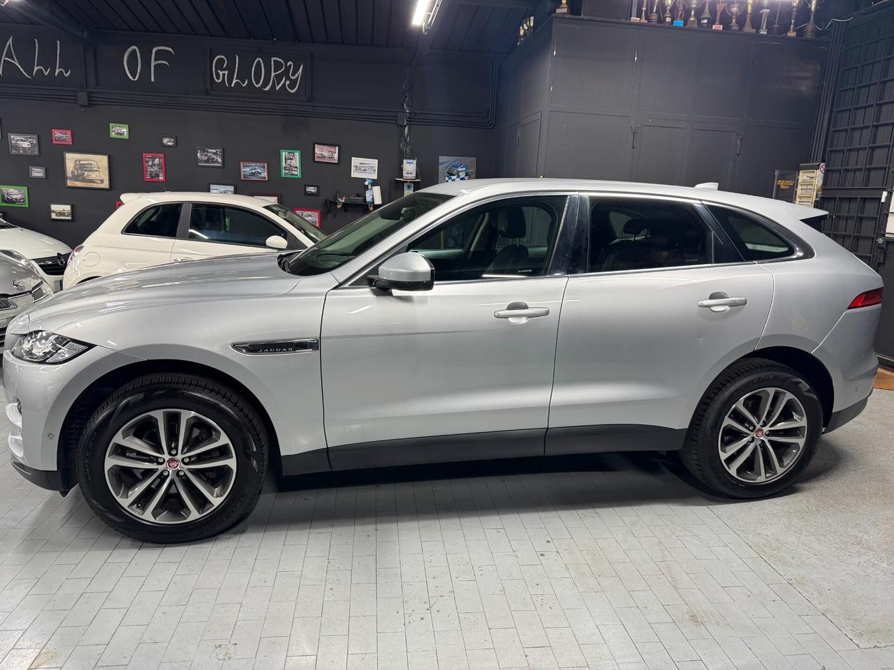 Jaguar F-Pace 2.0 D 180 CV AWD Prestige