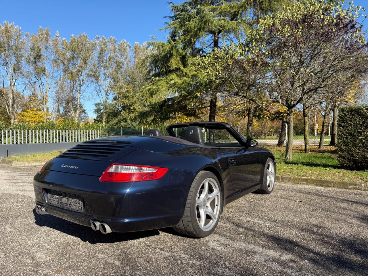 Porsche 911 Carrera Cabriolet