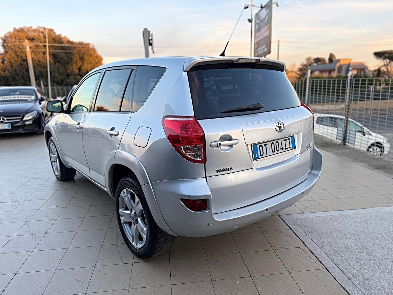 Toyota RAV 4 RAV4 Crossover 2.2 D-Cat 177 CV Luxury Garanzia 12 Mesi