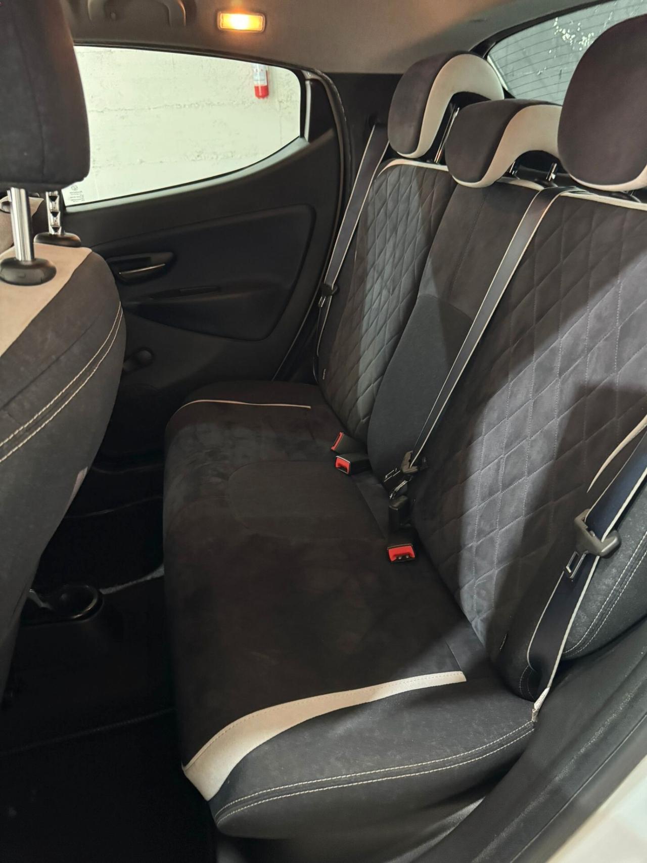 Lancia Ypsilon 1.3 MJT 16V 95 CV 5 porte S&S Mya