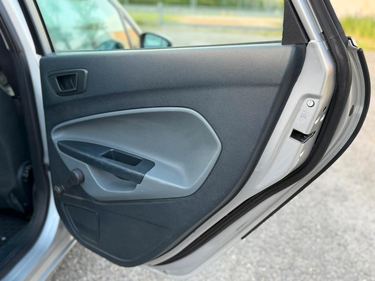 Ford Fiesta 1.2 82 CV 5 porte Titanium