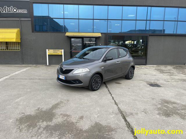 LANCIA Ypsilon 1.2 69 CV 5 porte GPL Ecochic Gold