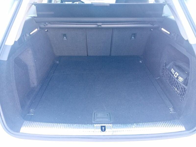 Audi A4 2.0 40 TDI Business Advanced S Tronic