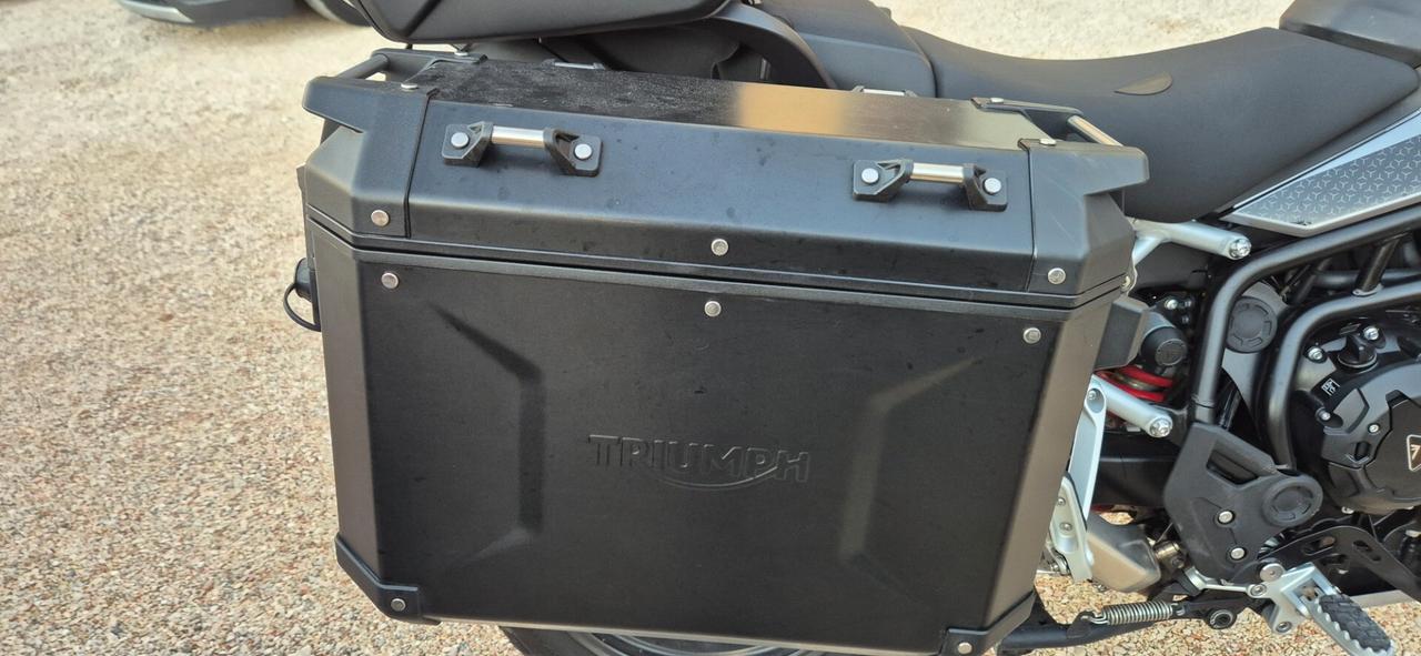 Triumph Tiger 900 GT PRO KIT VALIGE