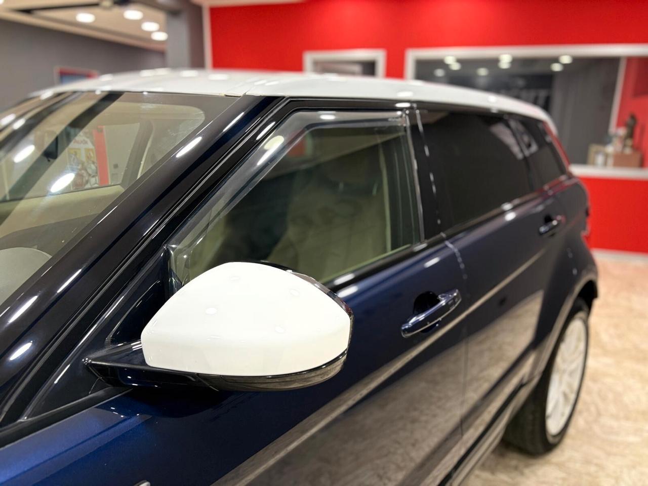 Land Rover Range Evoque 2.2 TD4 5p. Dynamic