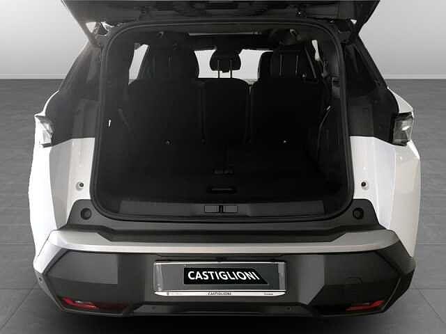 Peugeot NUOVO 5008 5008 1.2 hybrid GT 136cv e-dcs6