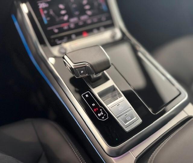 Audi Q8 SUV 50 TDI 286 CV quattro tiptronic S line edition