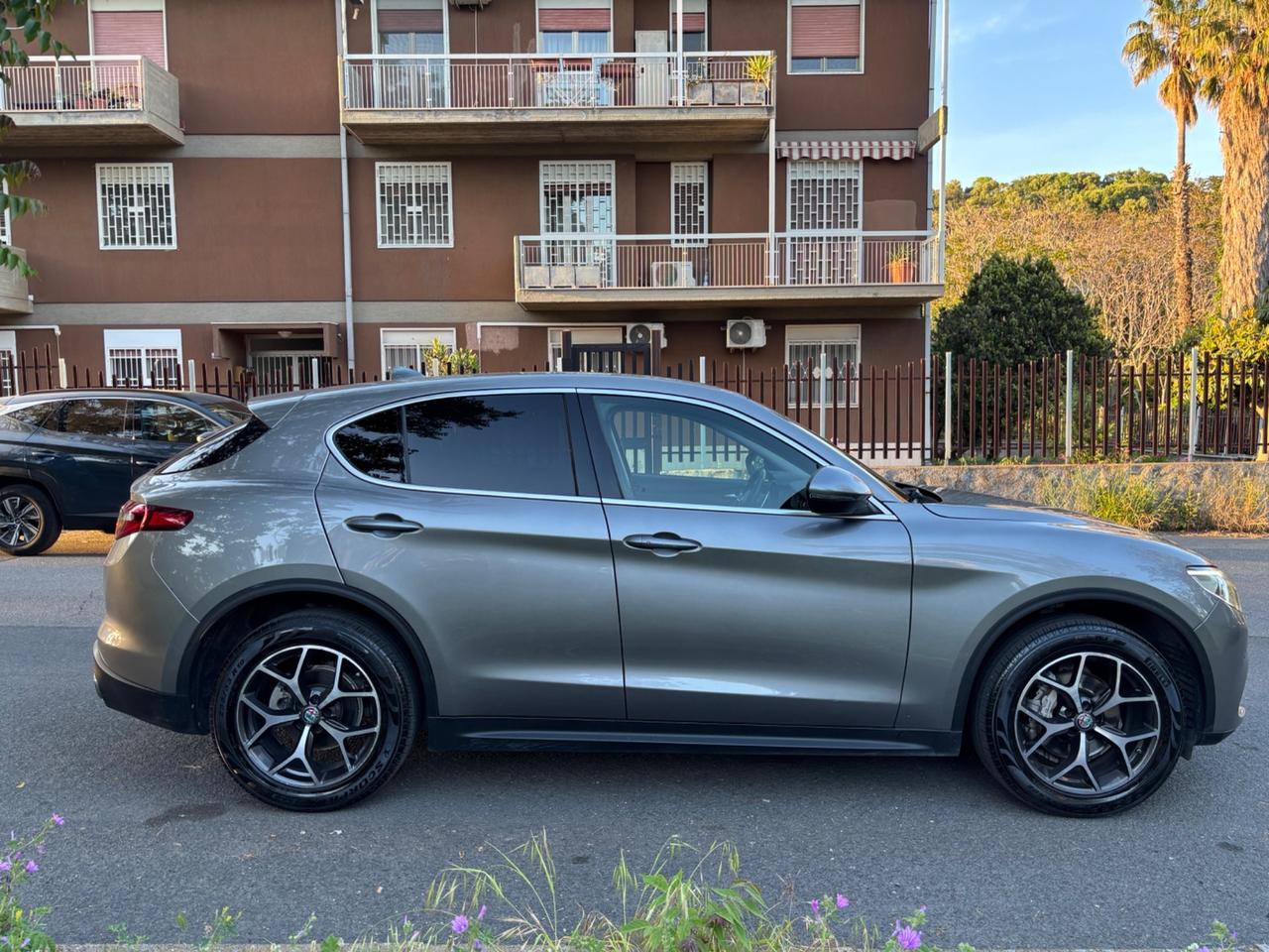 Alfa Romeo Stelvio 2.2 210 CV AT8 Q4 Executive
