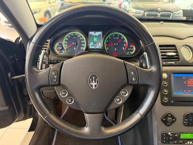 MASERATI Quattroporte 4.2 V8 //SERVICE BOOK//FULL