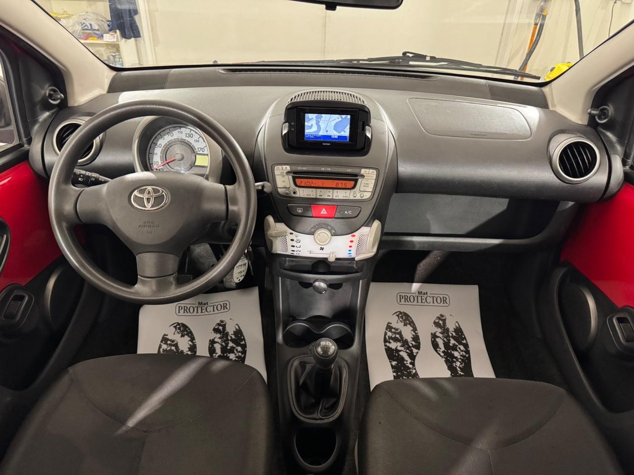 Toyota Aygo 1.0 12V VVT-i 5 porte Cool Soda Connect