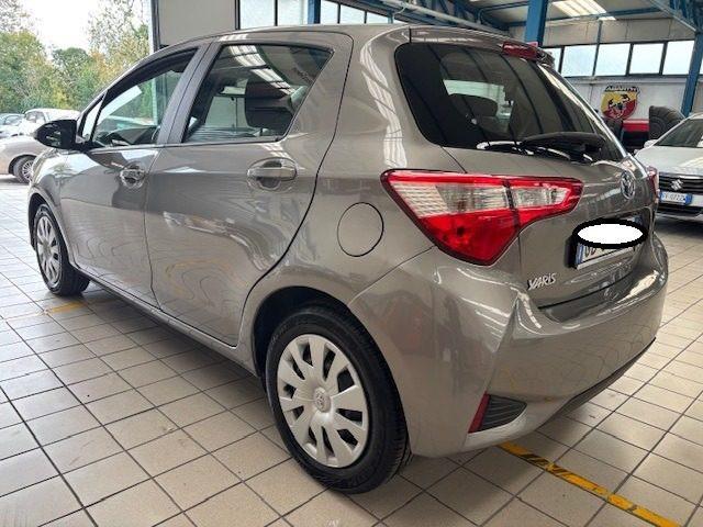 TOYOTA Yaris 1.5 Hybrid 5 porte Active